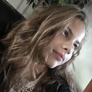 Meet your Posher, Lena